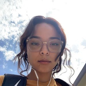 Meet your Posher, Yadira